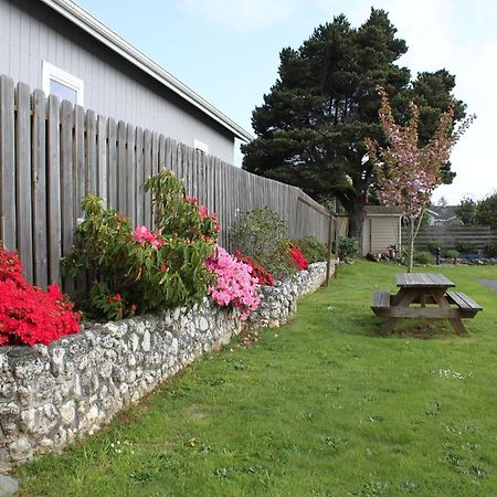Azalea Lodge Gold Beach Eksteriør billede